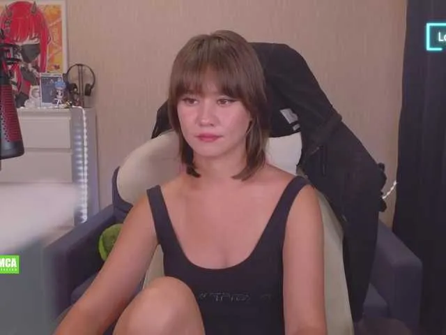 Offline CreamMeow on BongaCams