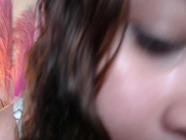 Freechat CurlyDani on BongaCams