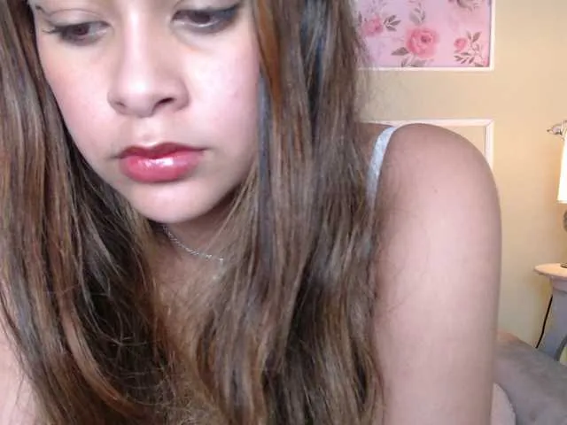 Freechat CurlyDani on BongaCams