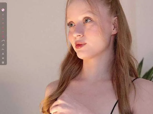 Freechat CuteShine on BongaCams