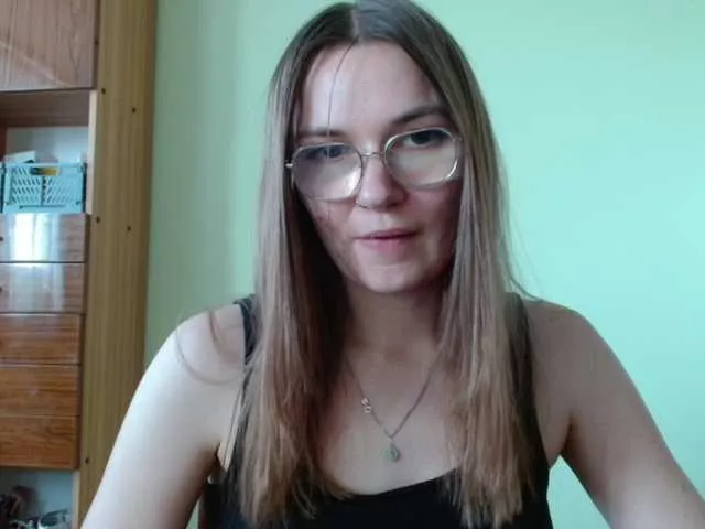 Ellyxcute on BongaCams 