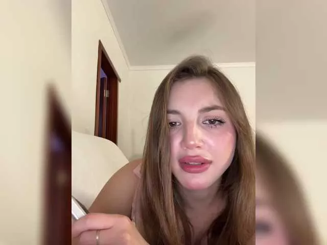 Evelonelfi on BongaCams 