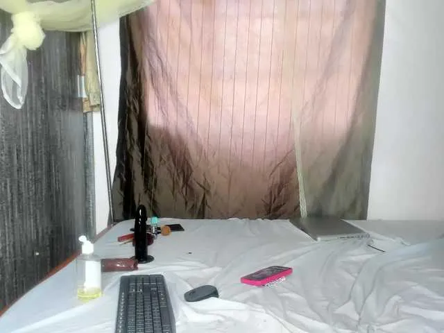 BongaCams Foxy-Roxy is Freechat Foxy-Roxy — Huge cock or when am dominating someone