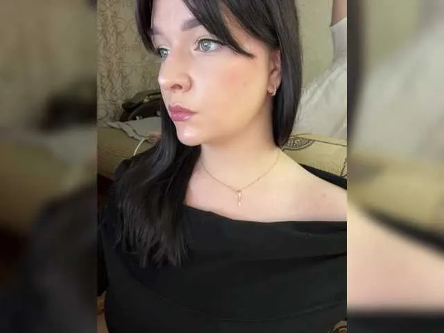 Freechat HellMor on BongaCams