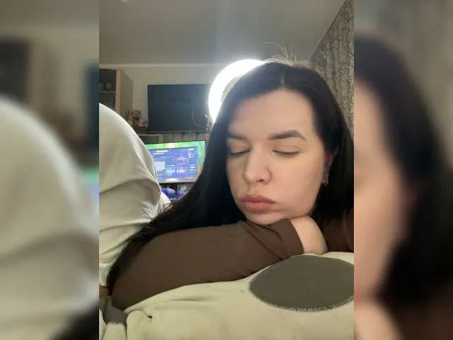 Freechat HellMor on BongaCams