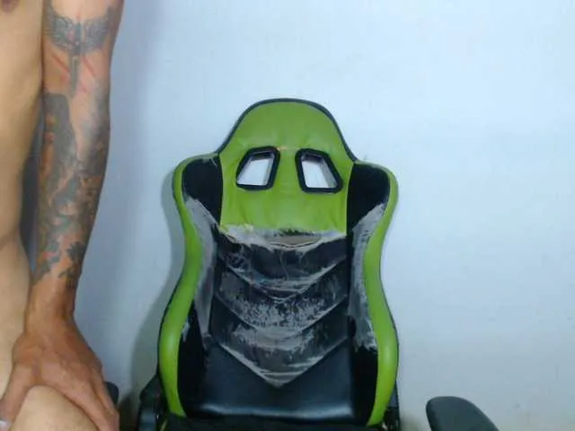 Offline hotcollege29 on BongaCams