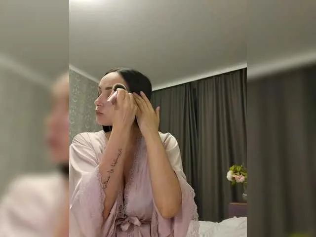 Offline KarenClark on BongaCams