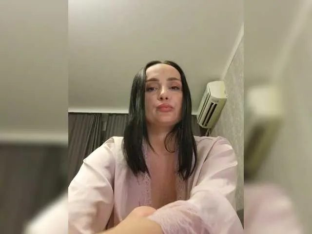 Offline KarenClark on BongaCams