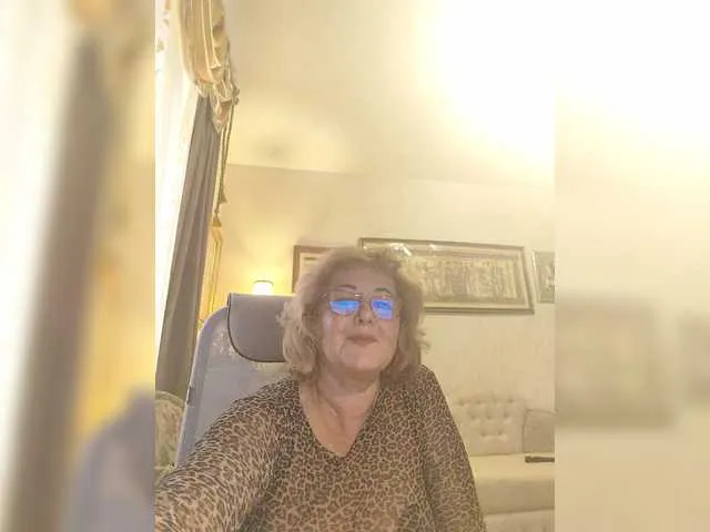 Freechat KarinkaSweet on BongaCams