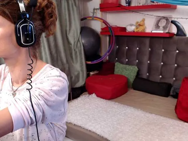 kellysurfing on BongaCams 