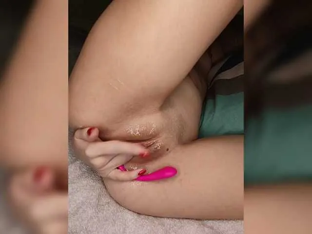 Freechat Kurkuma235 on BongaCams