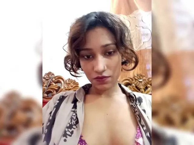 Meherin-Afra6 — Tip & hot, sexy massage make us horny