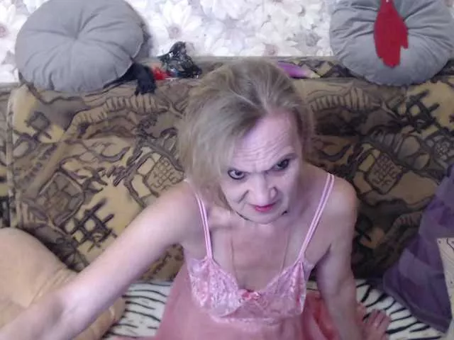 Offline miss-bekker23 on BongaCams