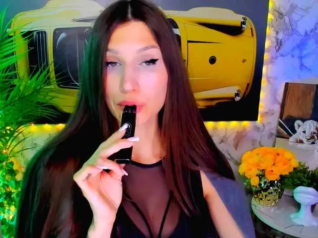 Mollyinyourmind — Polite, respectful of a woman, I'm even glad to have a loyal, submissive friend.  I am waiting for the slaves in my room, preferably without any restrictions for my humiliating fantasies.