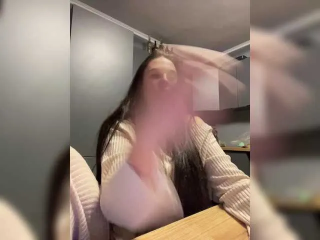 Freechat Potifays on BongaCams