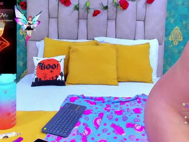 Samyprincexx — i am a wonderful girl who enjoy so fucking much to have a good guy fron of me showing the cock ! i am gonna eat it as soon as possible! let me know if you want to enjoy with my pussy and my ass! i am ready!