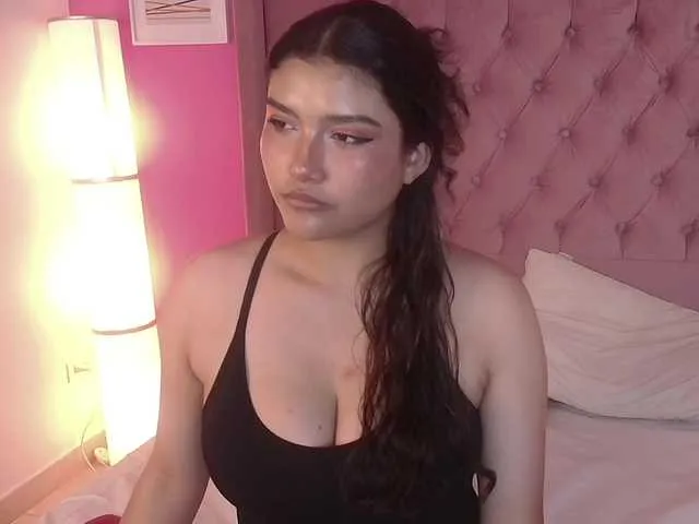 Sarayland —  My sexual satisfaction is Doggy Style
 Play with my nipples 
 Spank my big ass
 I love that they speak to me dirty and treat me like a queen