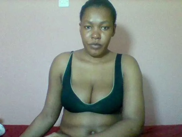 Sexyapple2002 on BongaCams