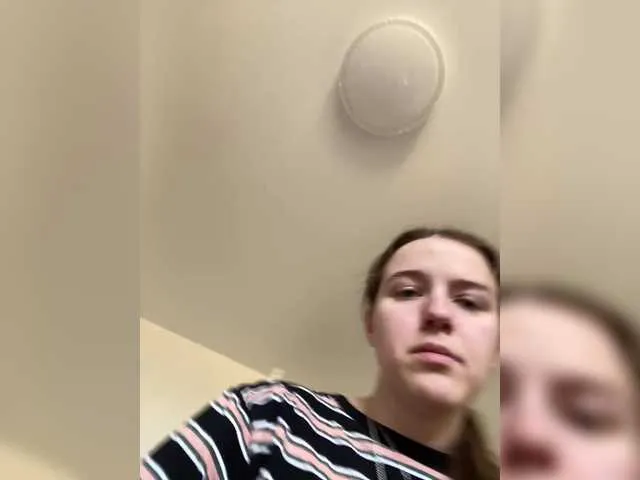 Offline Sexygirlsem on BongaCams