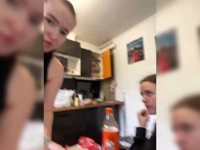 Offline Sexygirlsem on BongaCams