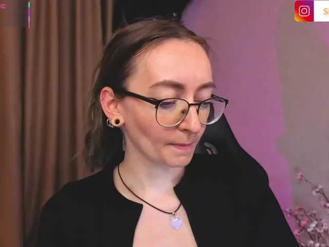 ShiroHeby on BongaCams