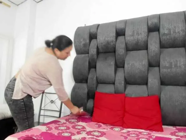 Freechat vauroracooper on BongaCams