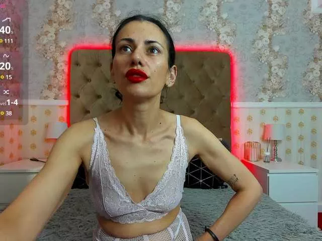 Vivian-Cross on BongaCams 