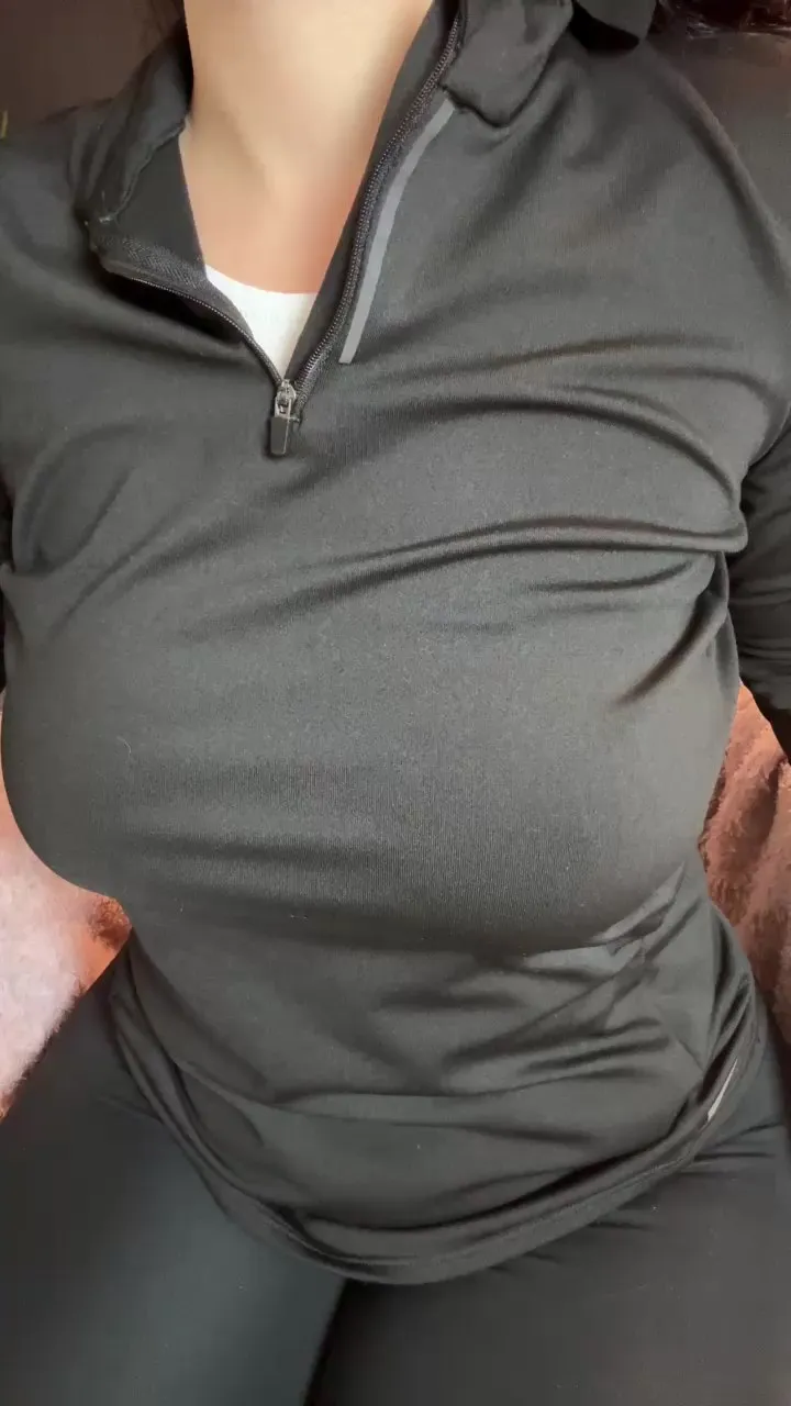 _universia — Freechat on Cam4