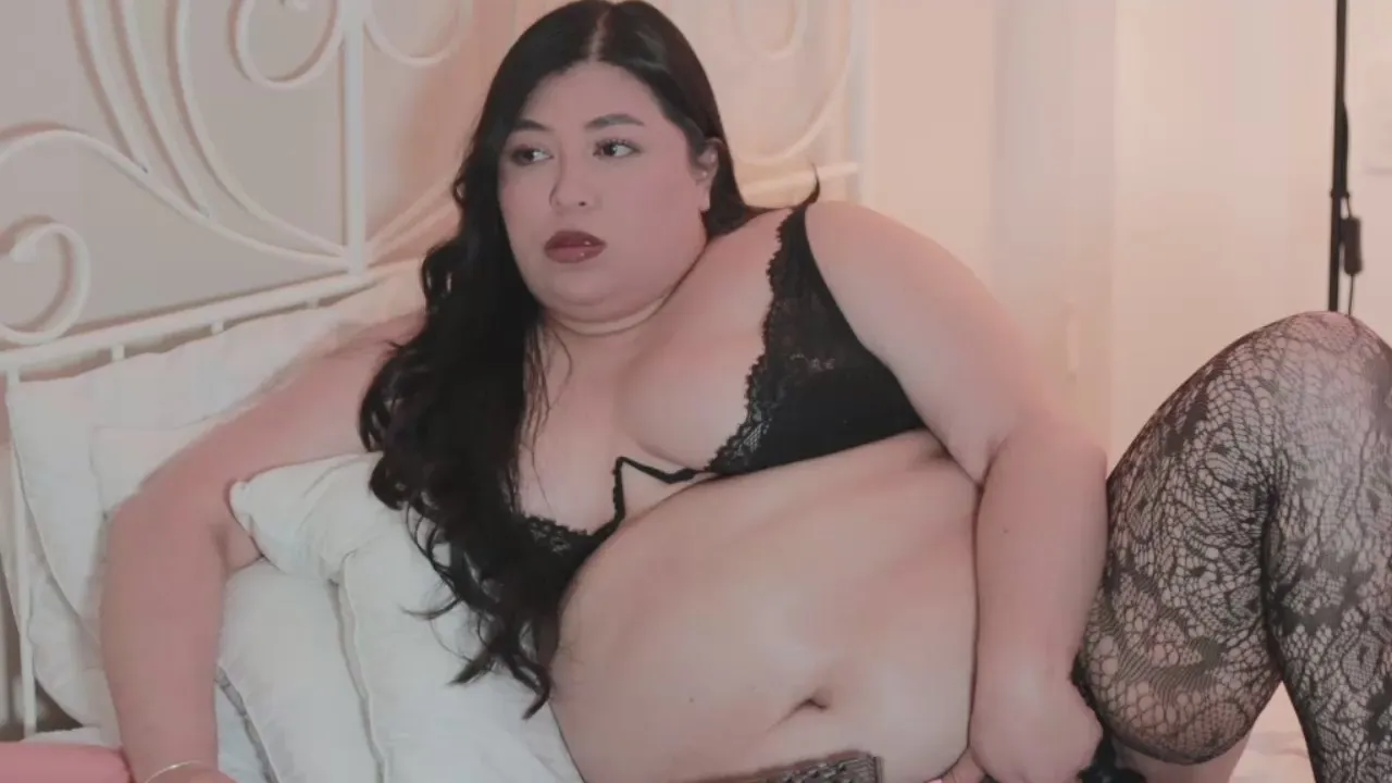 Offline Adia_ on Cam4