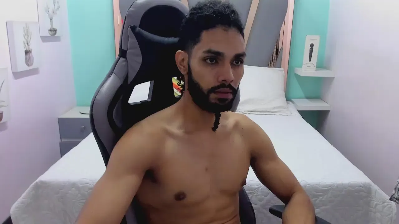 Offline Amir_Abdull_ on Cam4