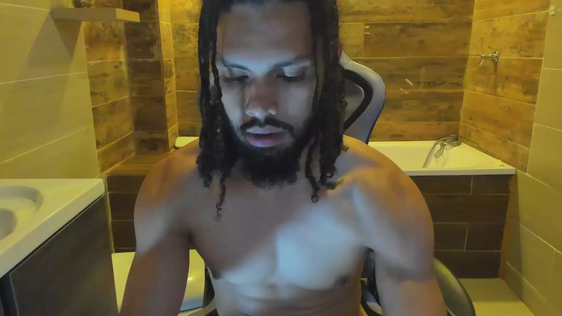 Offline Amir_Abdull_ on Cam4