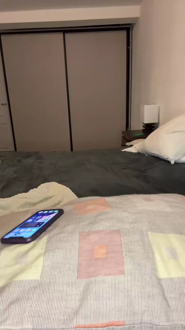 Babyalma1994 on Cam4 