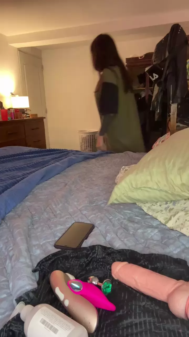 Babyalma1994 on Cam4 