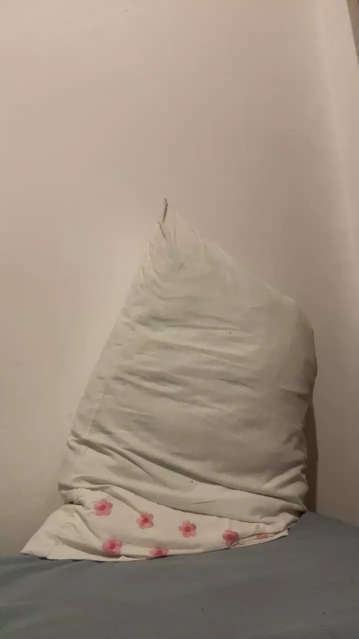 bigballslatino1 on Cam4 