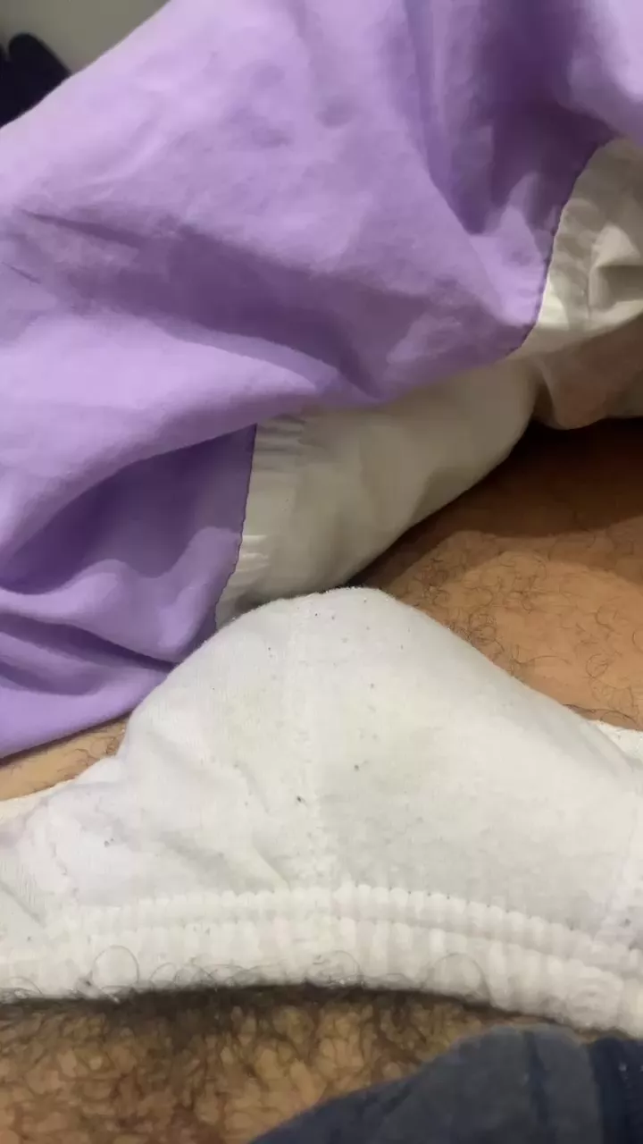 bigballslatino1 on Cam4 