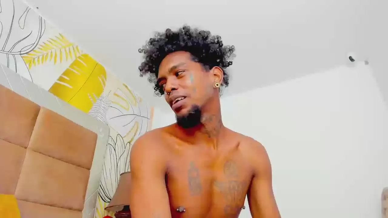 Offline bigblackhottx1 on Cam4