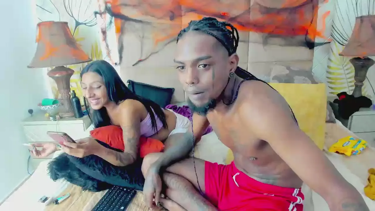 Offline bigblackhottx1 on Cam4