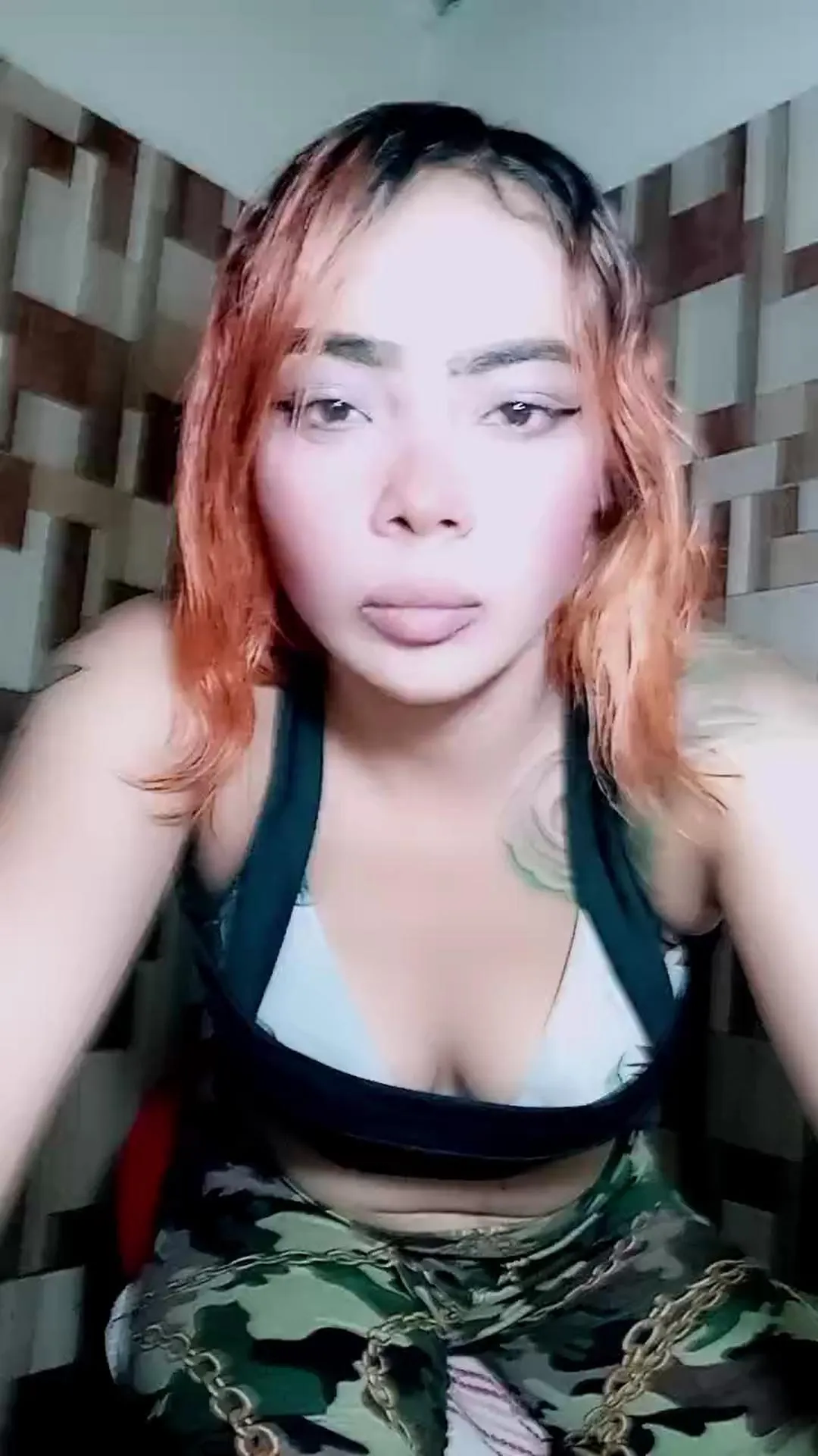 Candyfreemom on Cam4