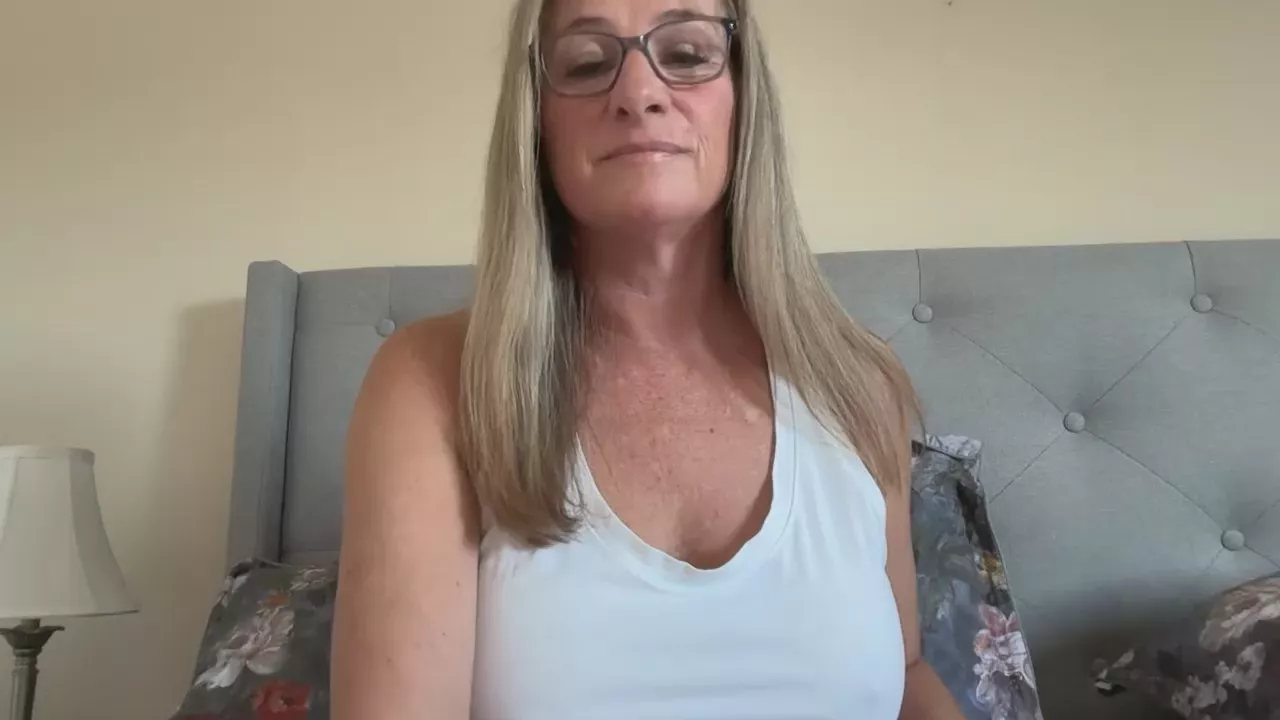 DDD_frenchlove on Cam4 