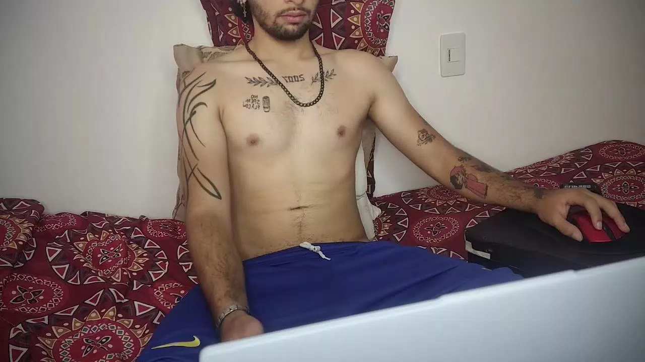 Offline dereck_dickson on Cam4