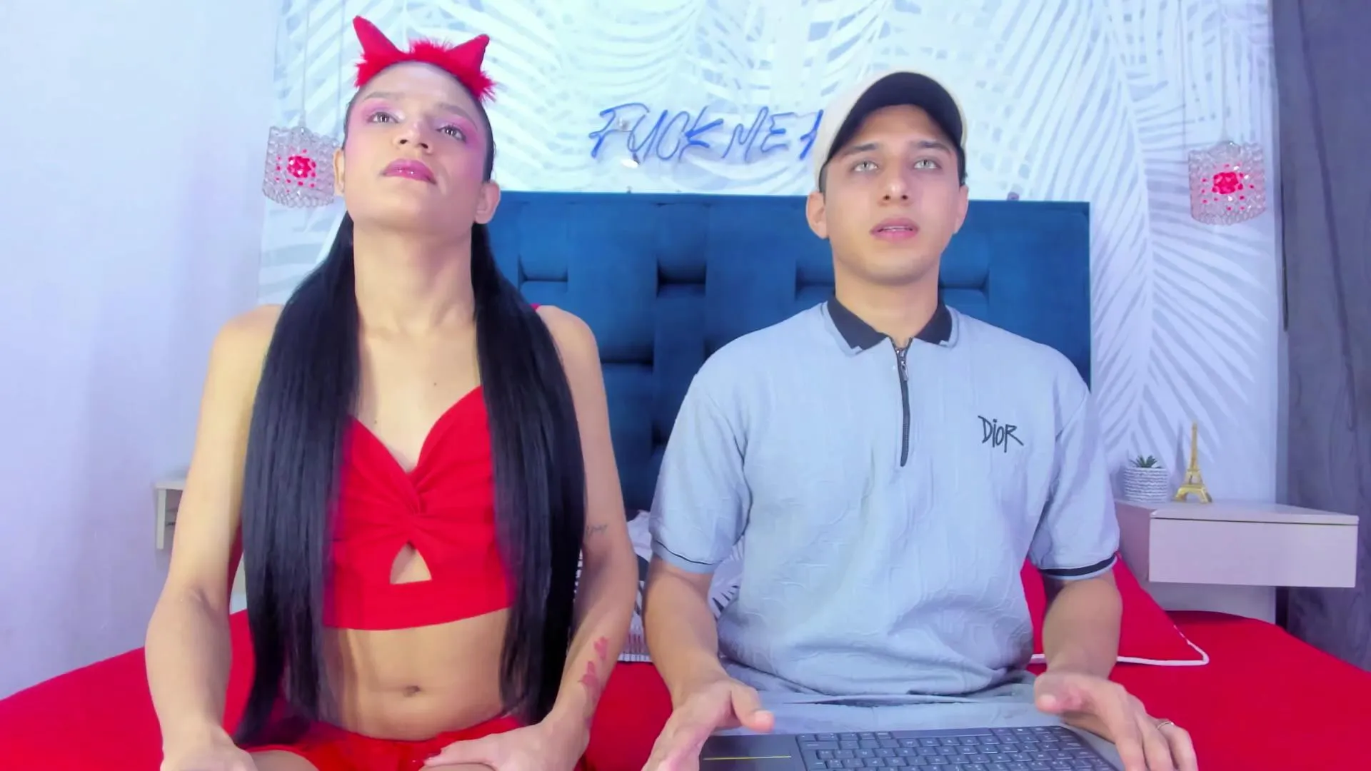 Freechat Dual_Desire on Cam4