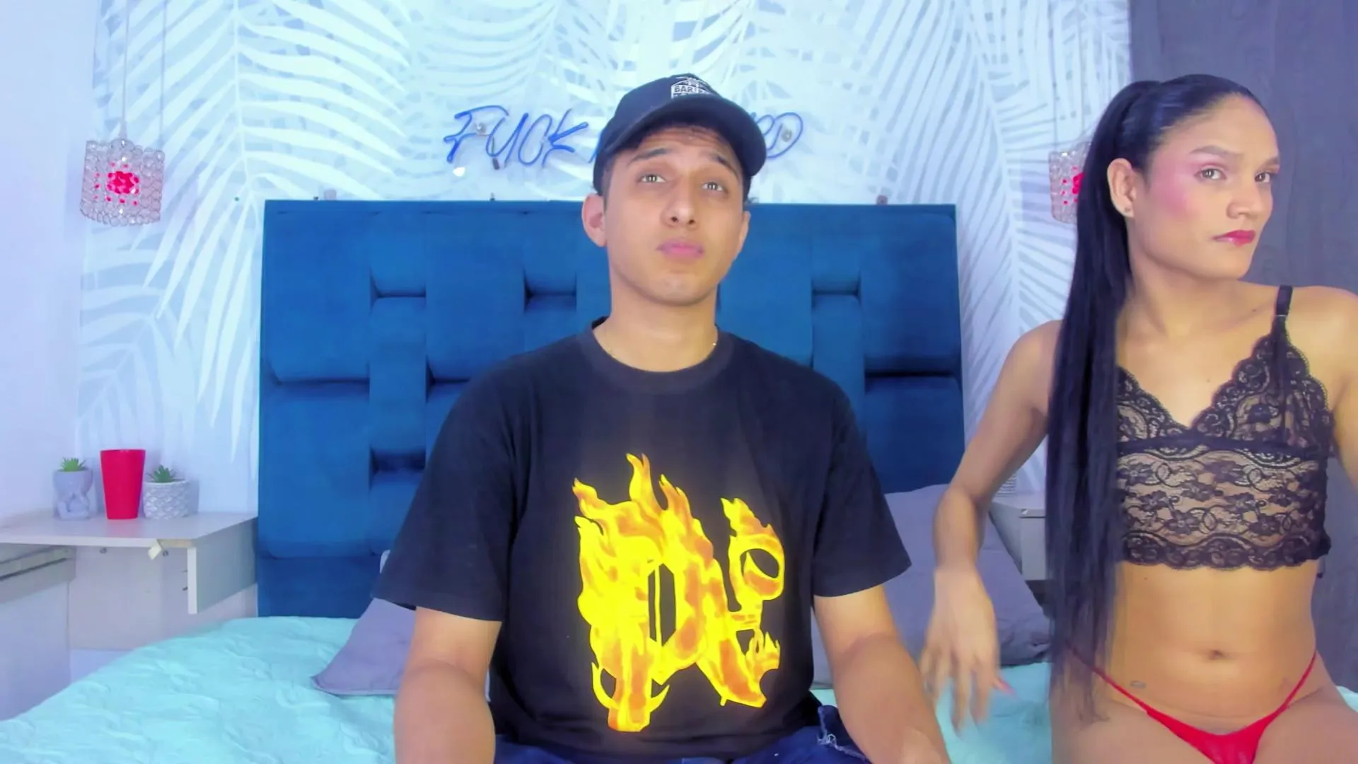 Dual_Desire —  #squirt #bigass #deepthroat #smoke #anal #pee #threesome