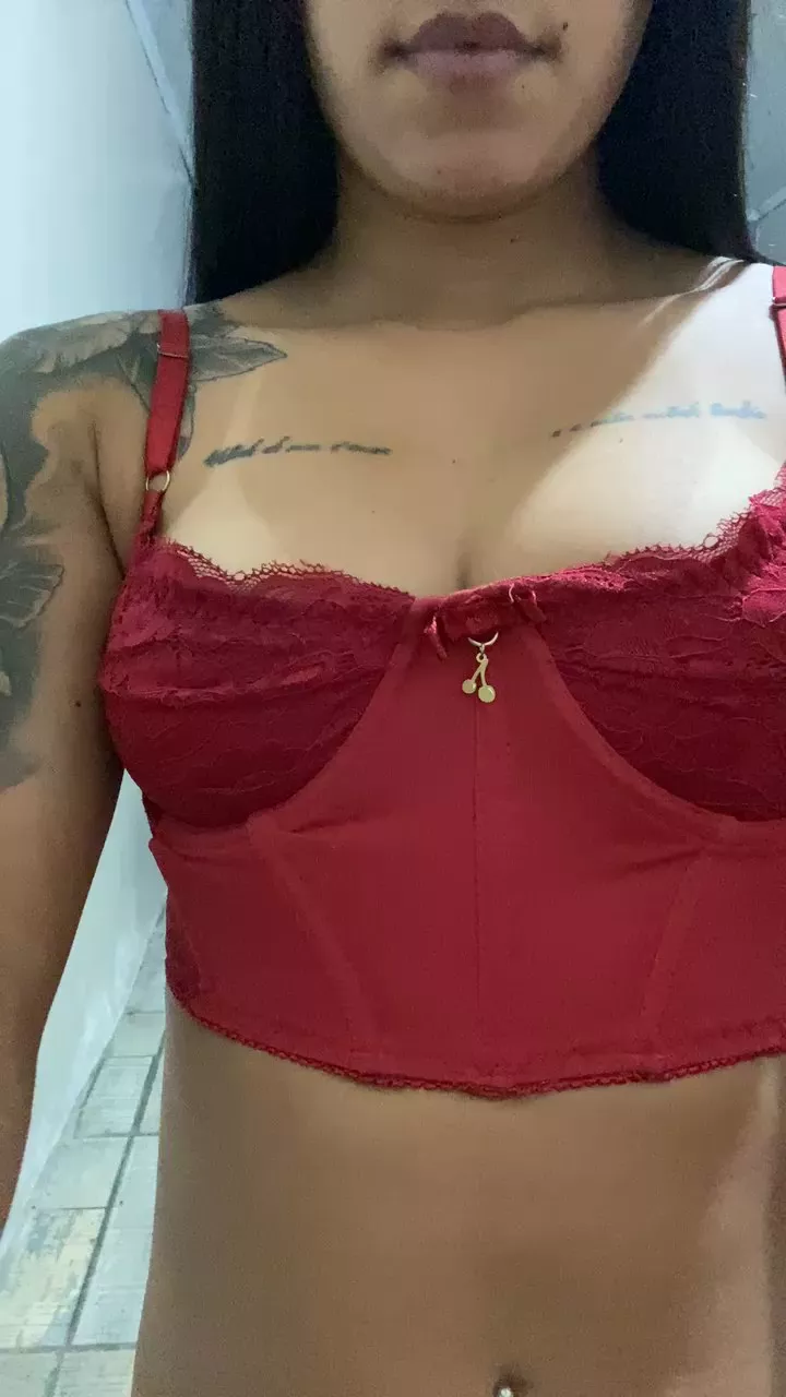 Offline Elamesma_ on Cam4