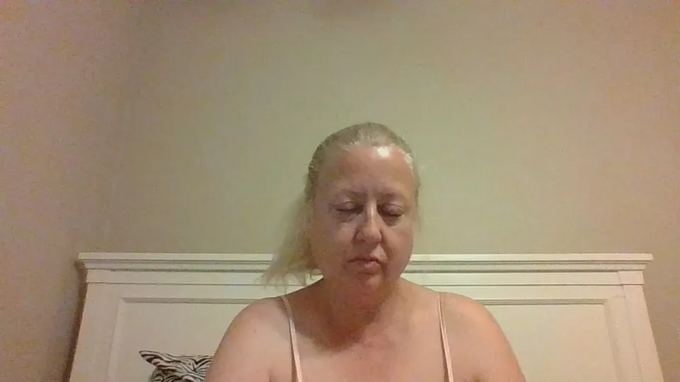 Offline Funtime17fun on Cam4