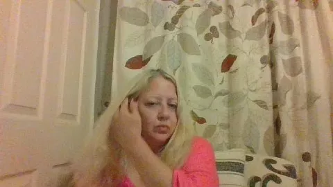 Offline Funtime17fun on Cam4