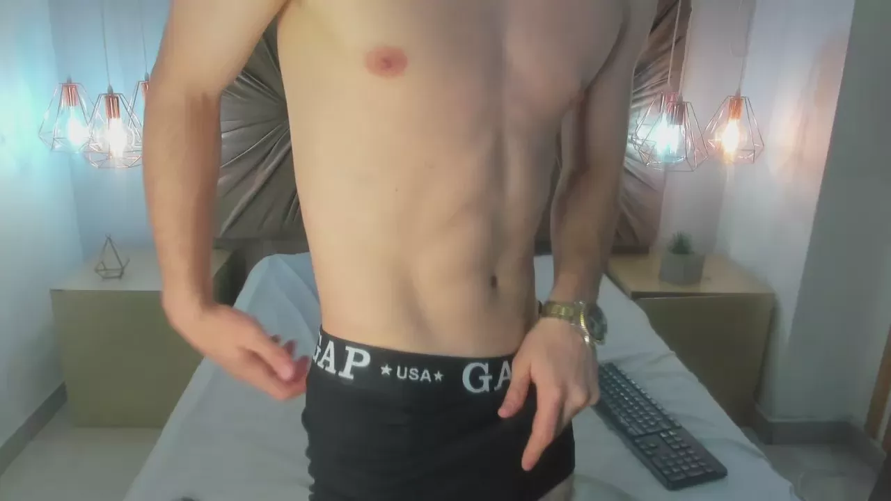 Freechat HunterHeat_ on Cam4