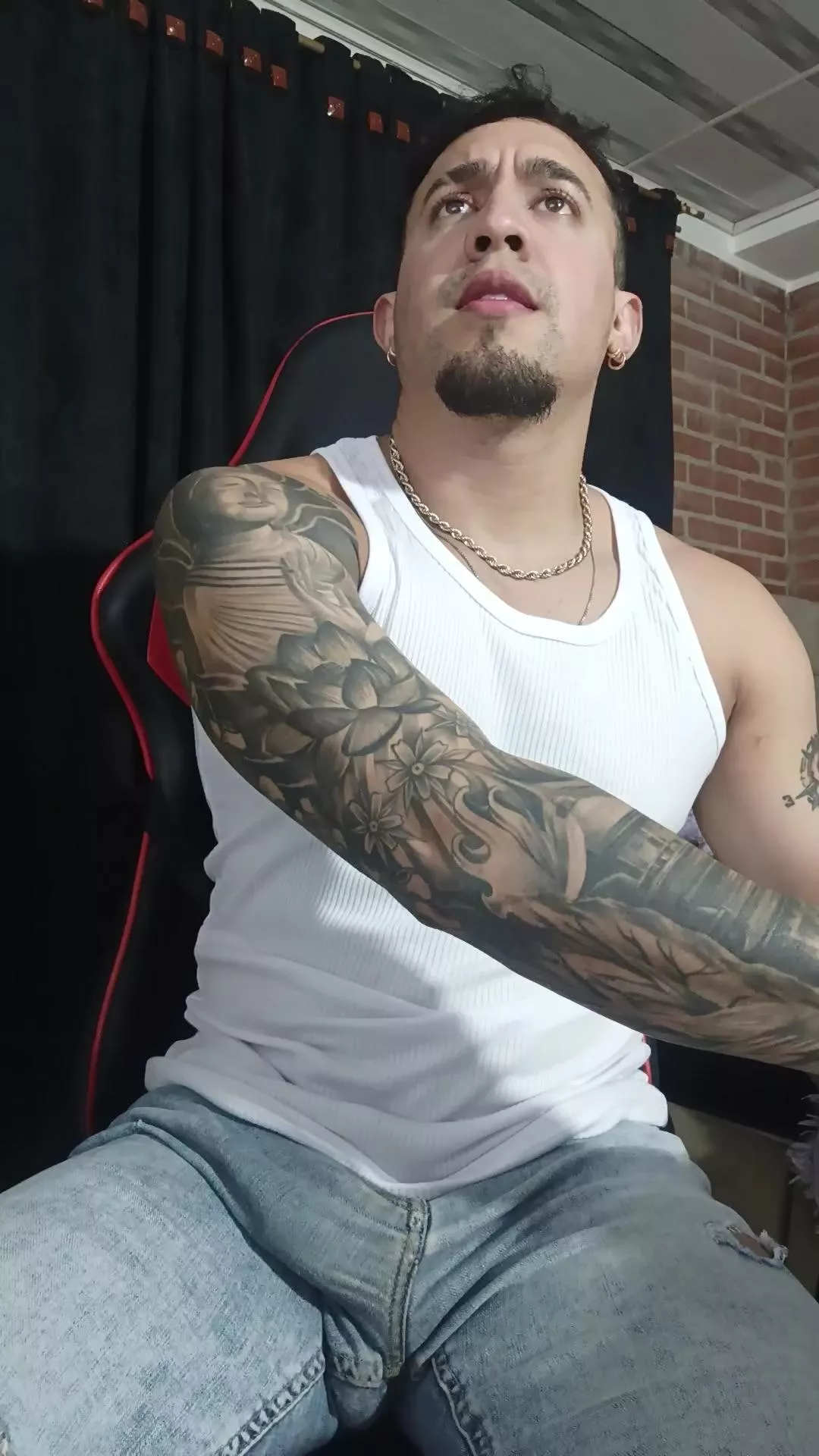 Freechat Im_massimo777 on Cam4