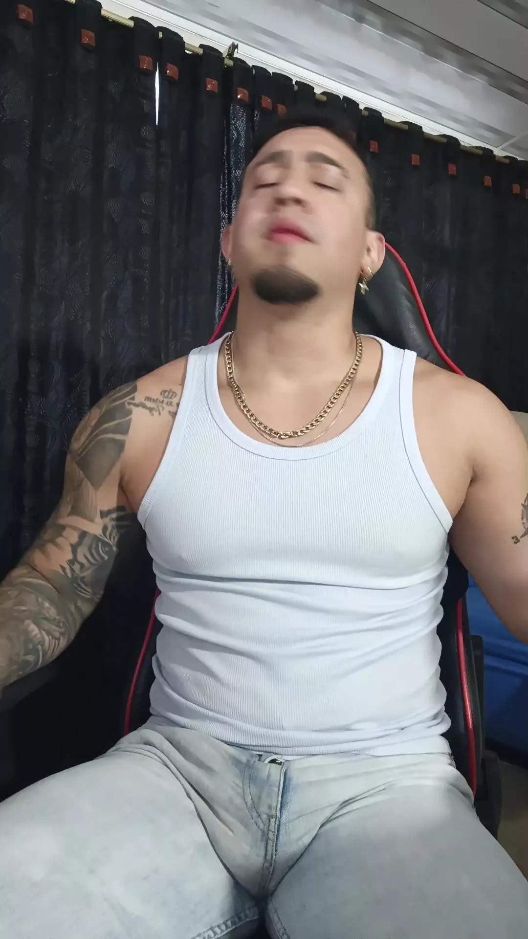 Freechat Im_massimo777 on Cam4