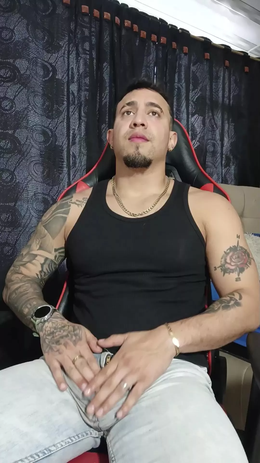 Freechat Im_massimo777 on Cam4