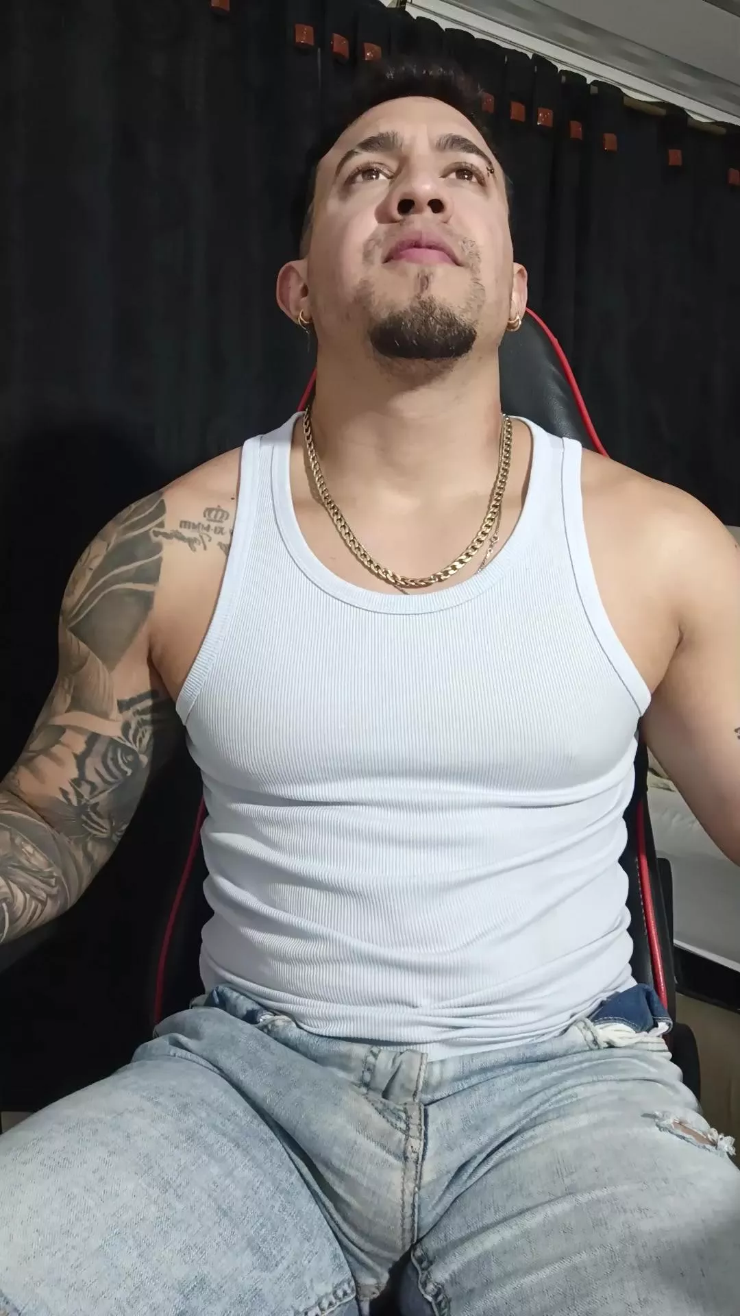 Freechat Im_massimo777 on Cam4